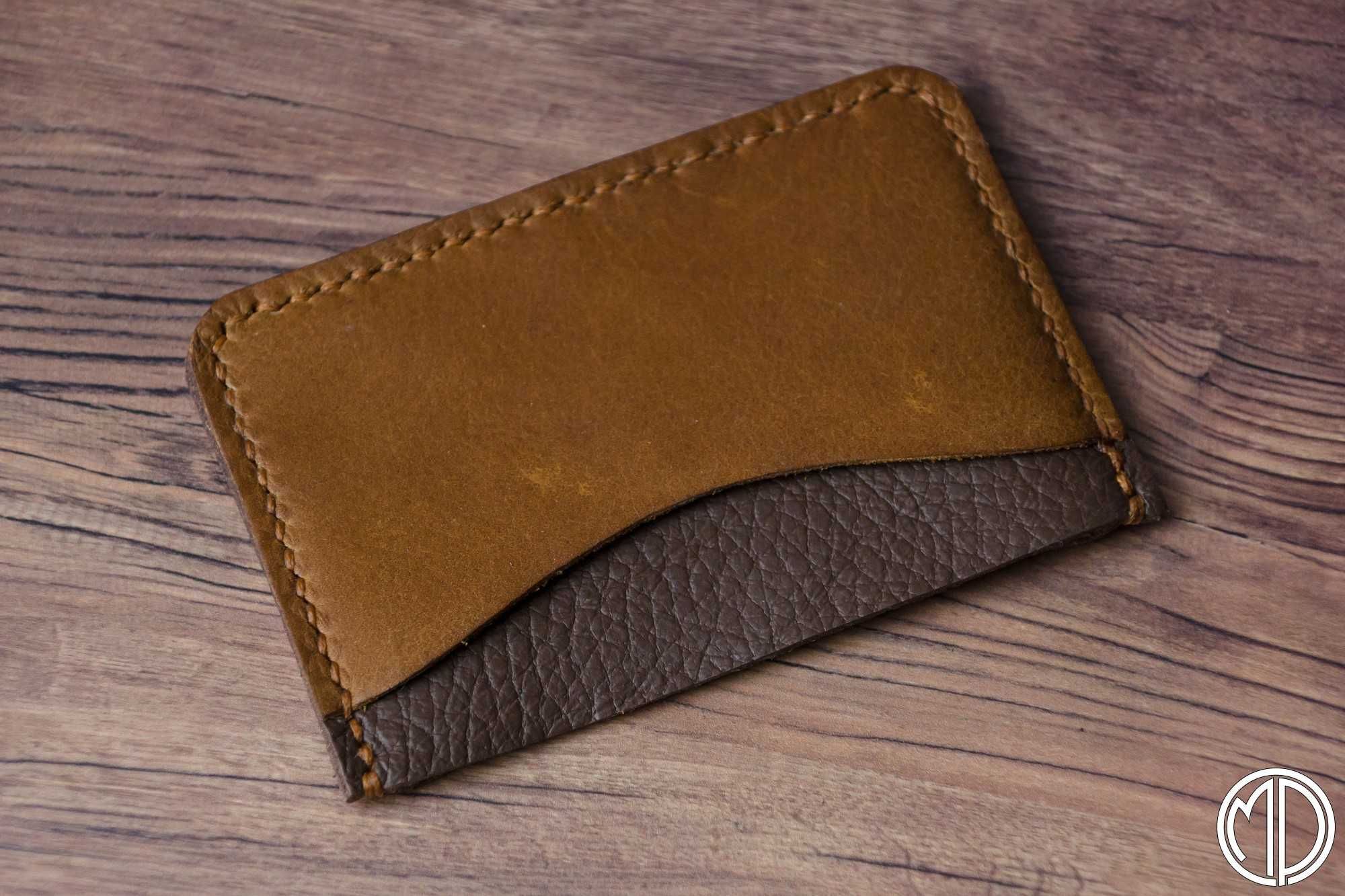 Ręcznie szyty ze skóry cardholder, portfel minimalistyczny - upcykling