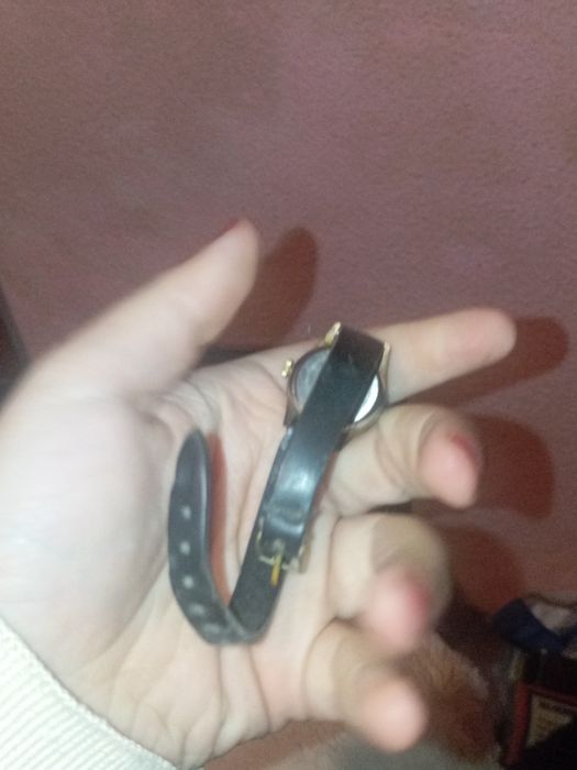 Relógio canuy pequeno não sei funciona