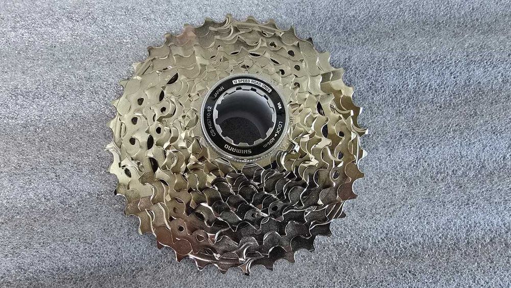Нові 12 швидкісні шосейні касети Shimano Dura Ace\Ultegra\105