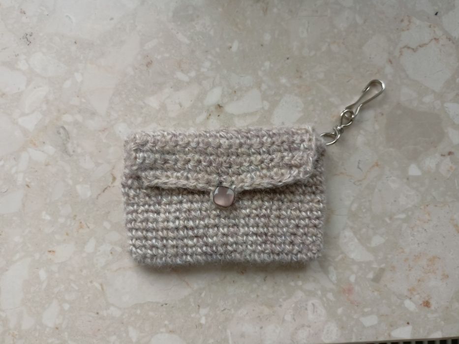 Brelok beżowy mała saszetka etui na słuchawki handmade