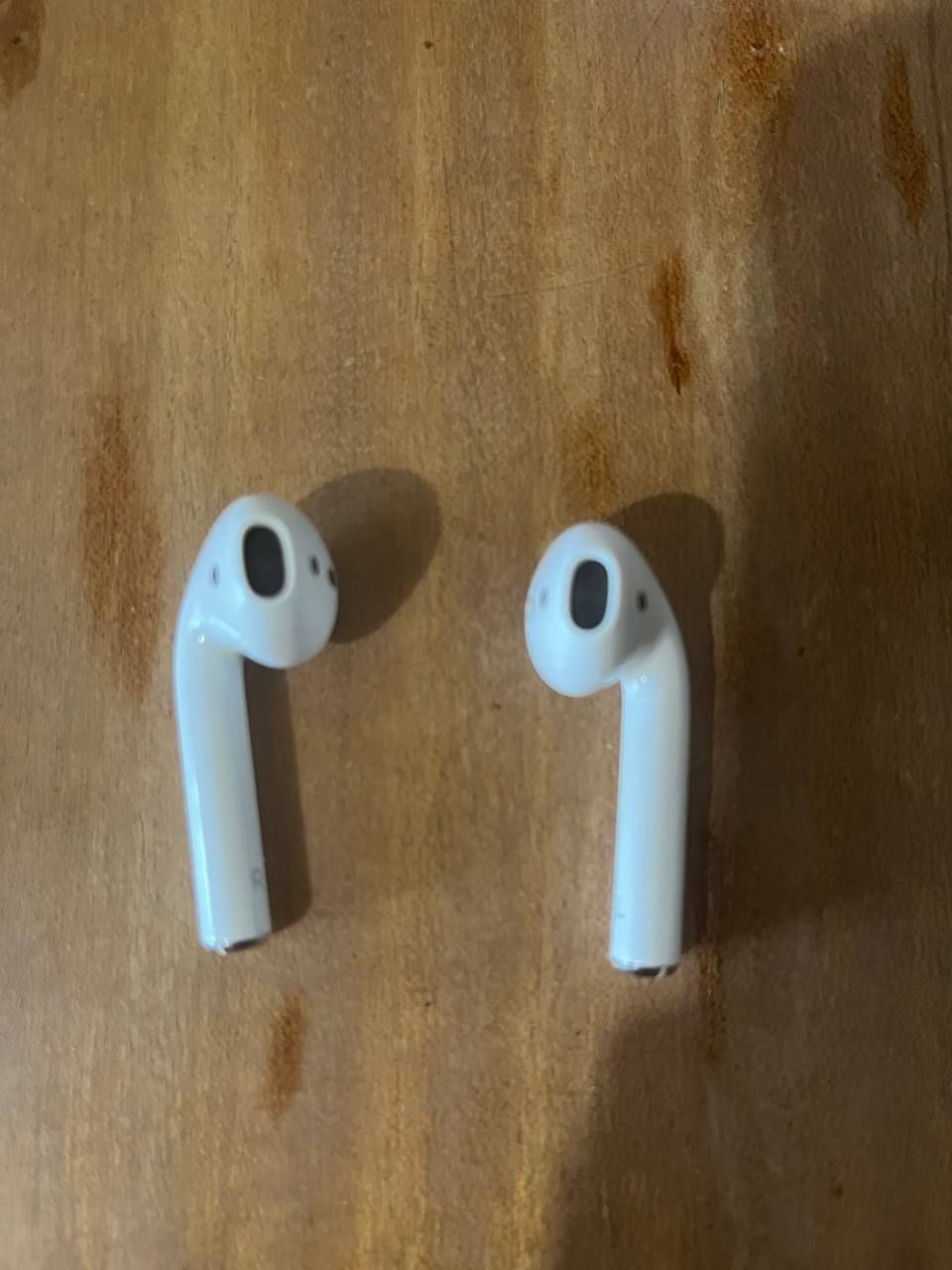 Наушники Apple AirPods with Charging case (2-е поколение)