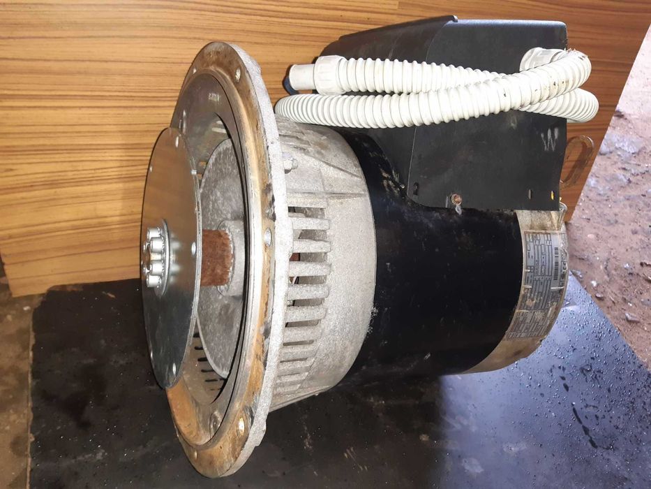 agregat prądotwórczy 240/115V 8KVA