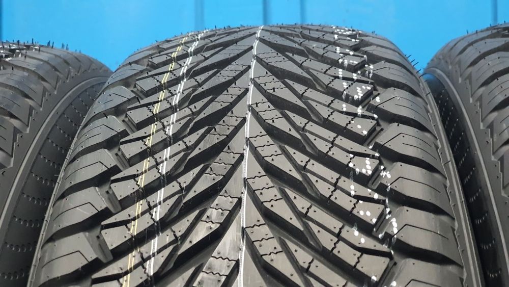 225/65 R17 106V XL NOWE opony całoroczne ! 4 sztuki ! Austone