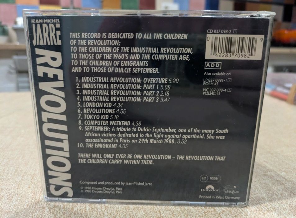 Jean Michel Jarre - Revolutions