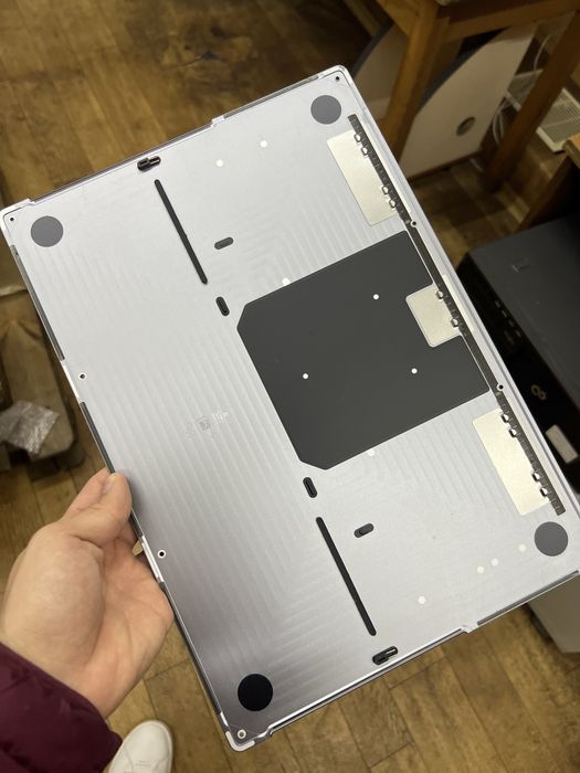 MacBook Pro 16” 2021–2023 (Model A2485, EMC 3651)