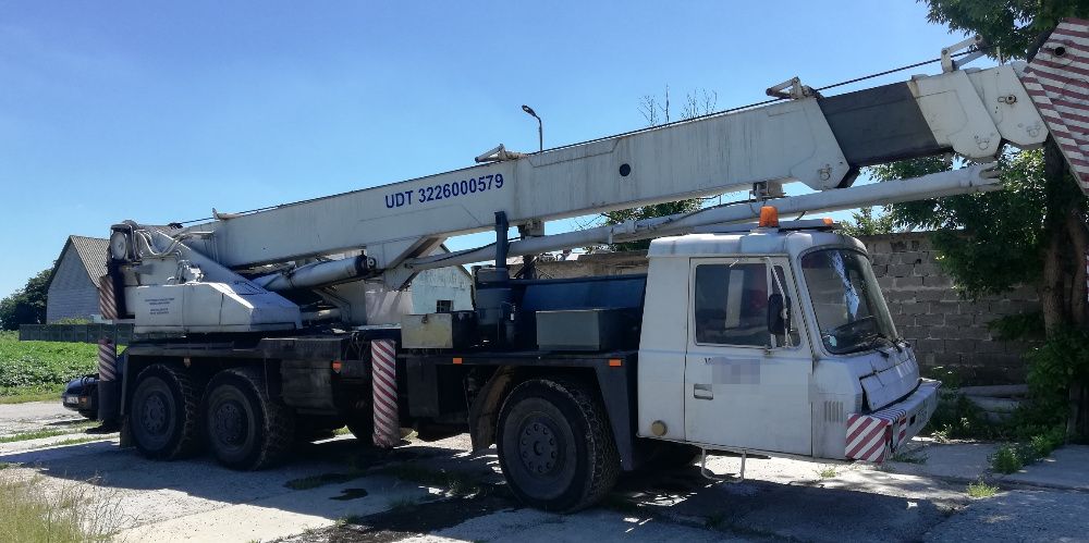 żuraw dzwig Tatra t 815 AD28 liebherr ckd