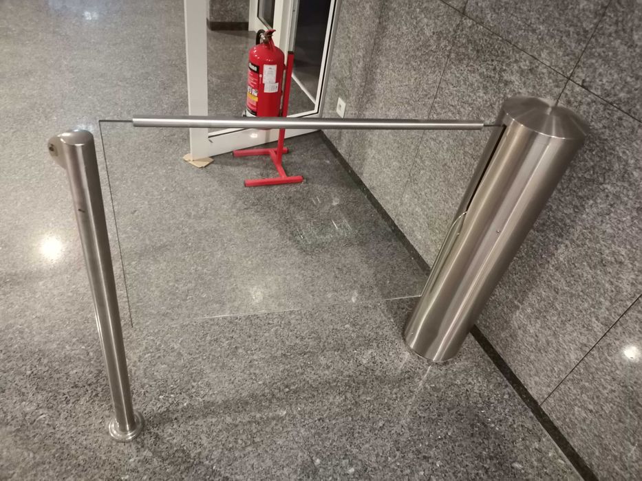 Gunnebo, tripod, bramka obrotowa