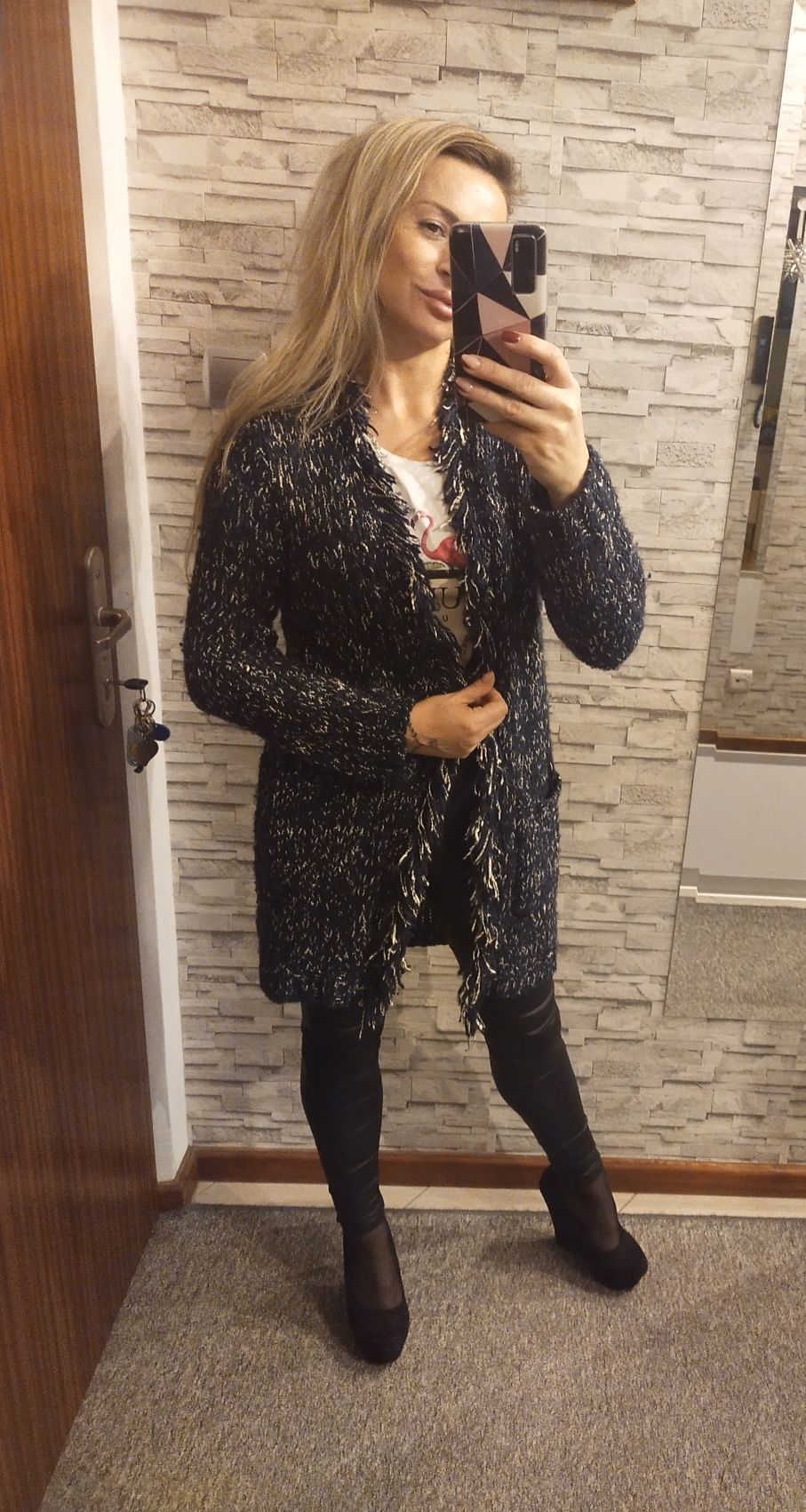 Elegancki Ciepły sweter -Narzutka Kardigan S