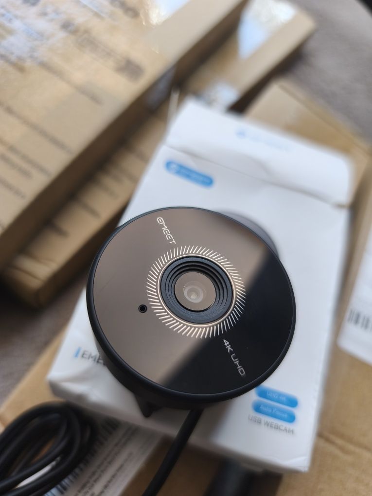 Microfone e Câmera 4 K Streaming totalmente novo! (Ler descrição).