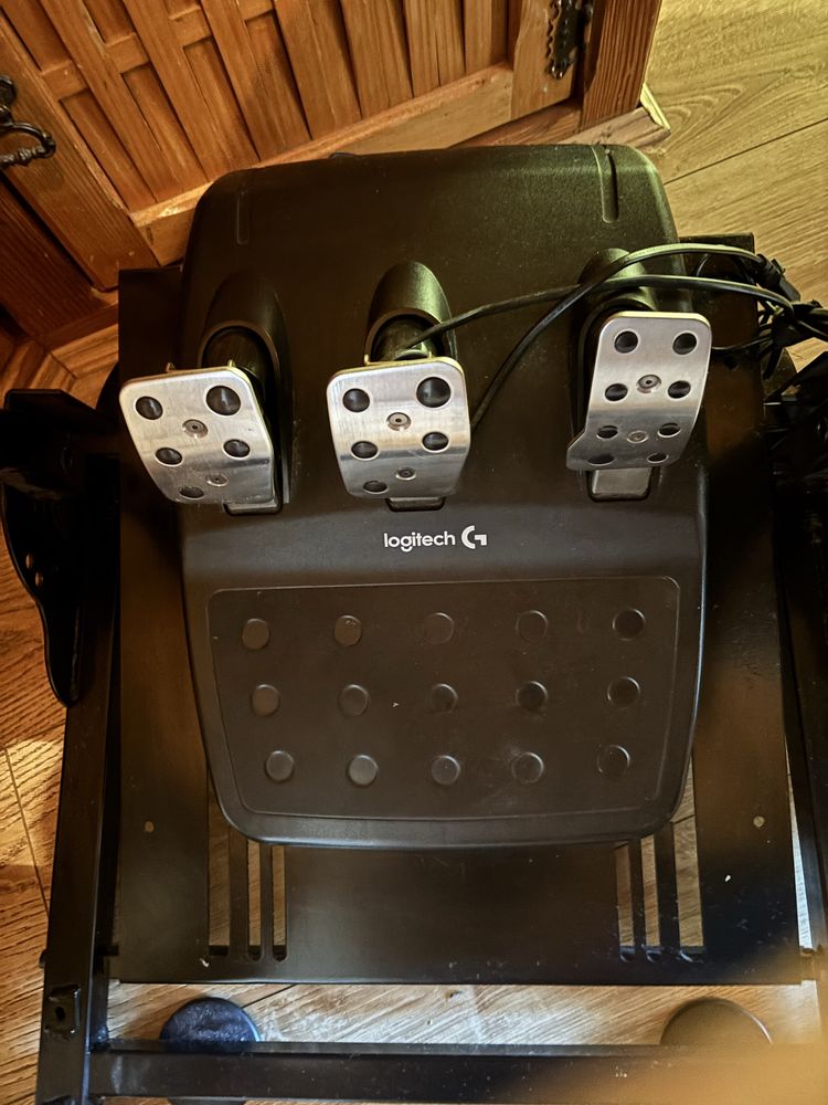 Kierownica logitech g29 z stelażem
