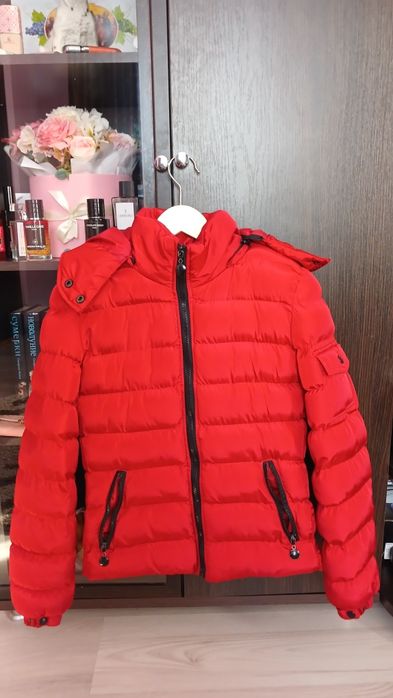 Зимова куртка для дівчинки