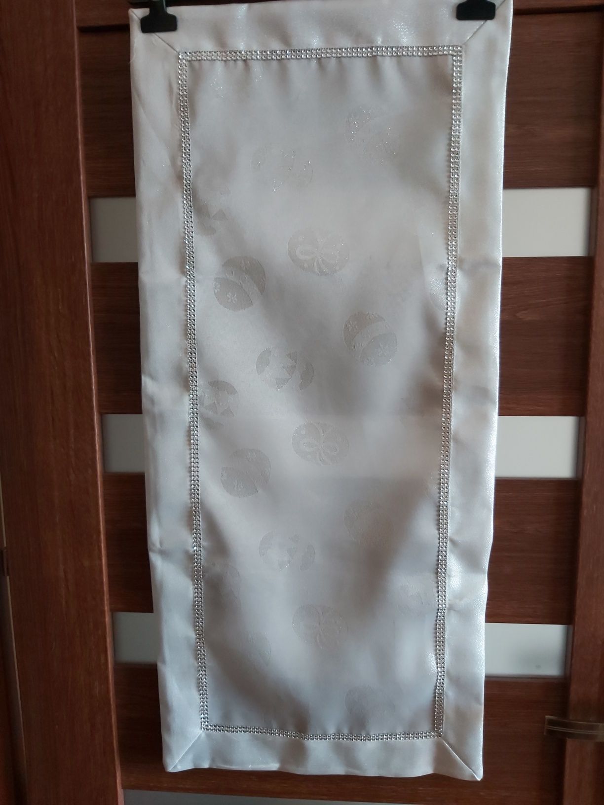 Nakrycie na ławę, nowe