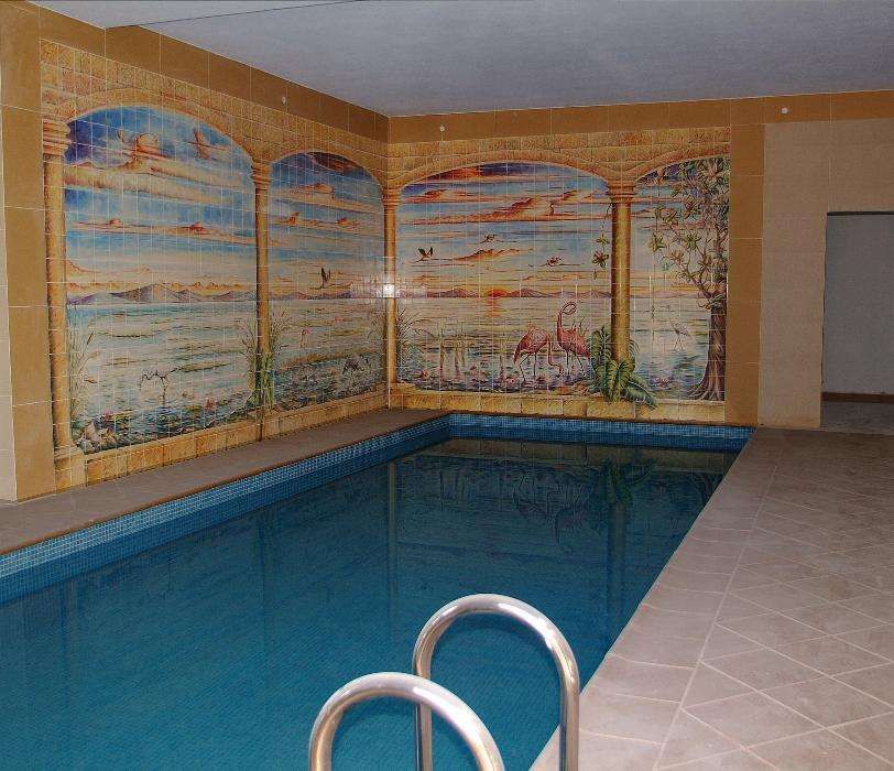 Paineis de azulejos para piscinas