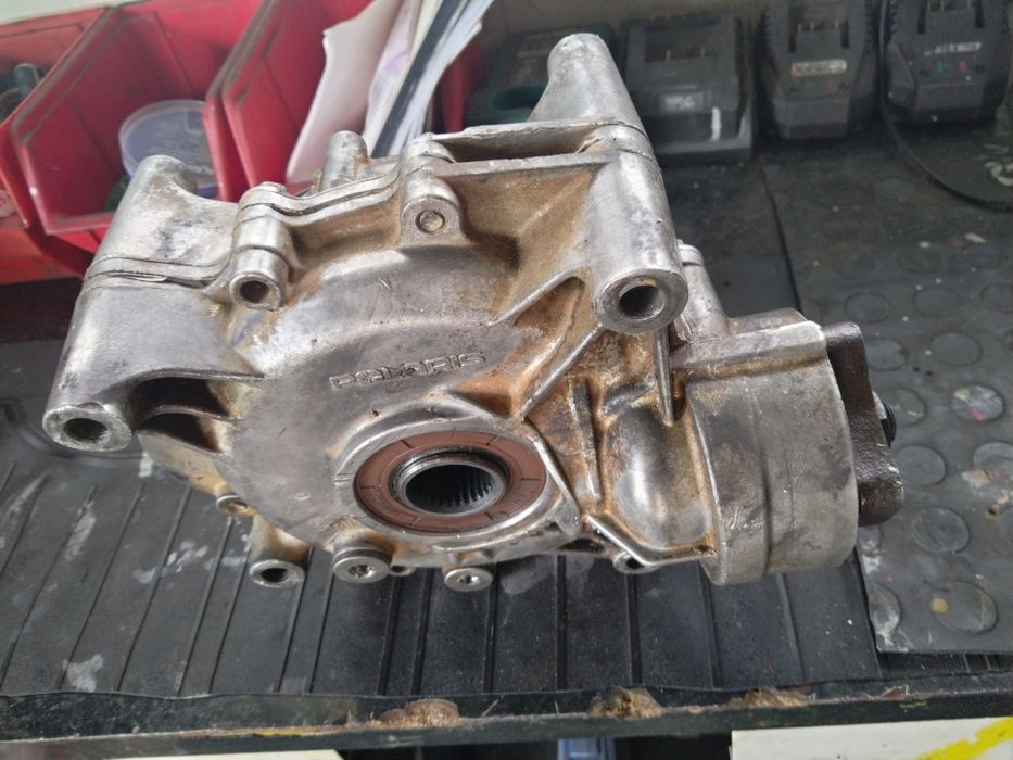 Dyfer tył Polaris sportsman 850 xp