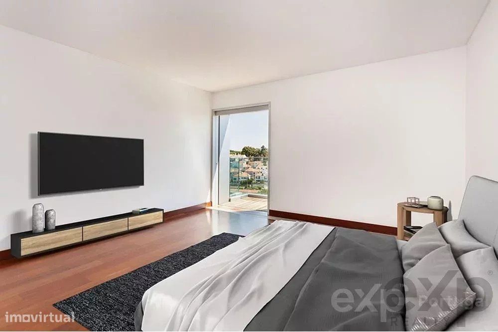 Fantástico apartamento T4 no edifício Sky Restelo