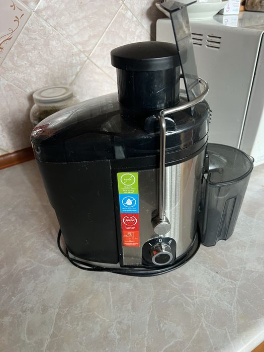 Продам Соковижималкц Scarlett