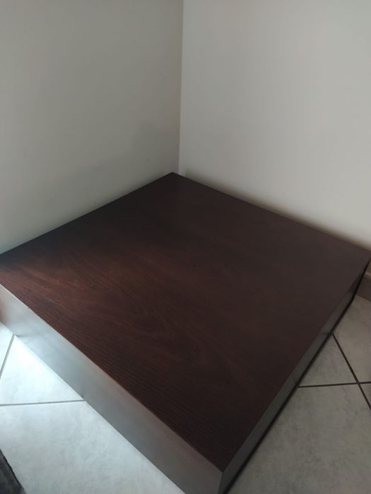 Mesa de centro em Carvalho maciço