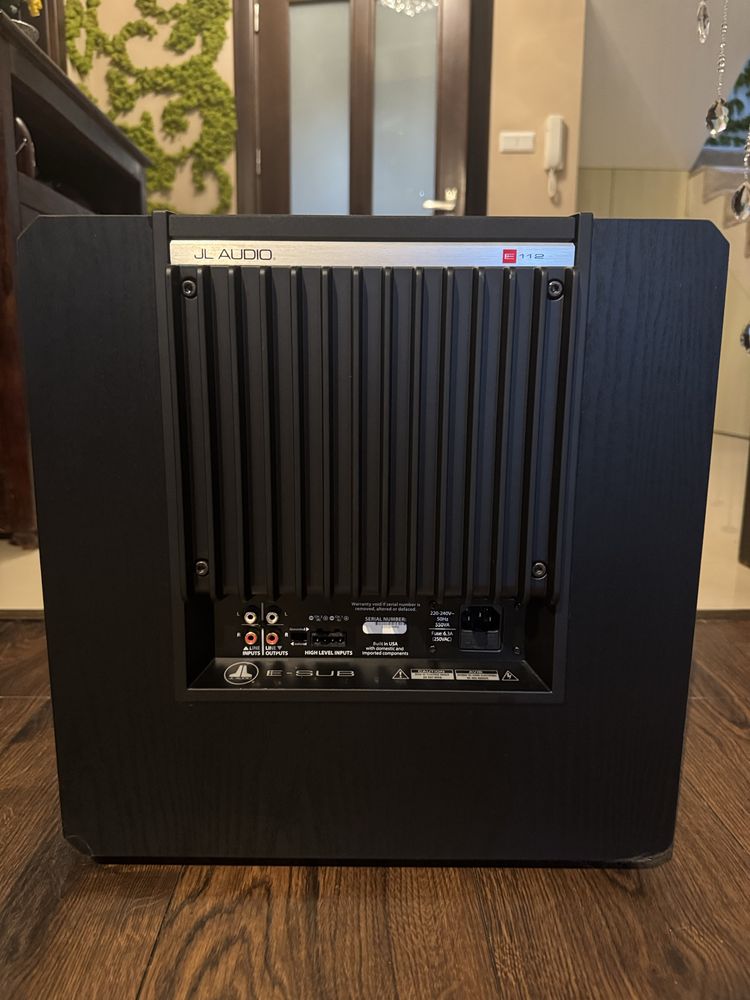 Subwoofer aktywny JL Audio E-Sub e112. Zamiana na gramofon.
