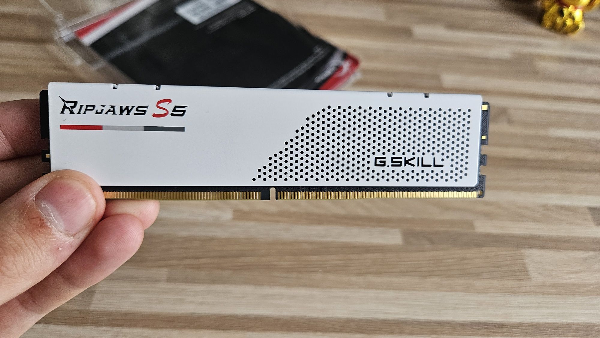 Pamięć RAM G.SKILL Ripjaws S5 32GB 6000MHz biała ddr5