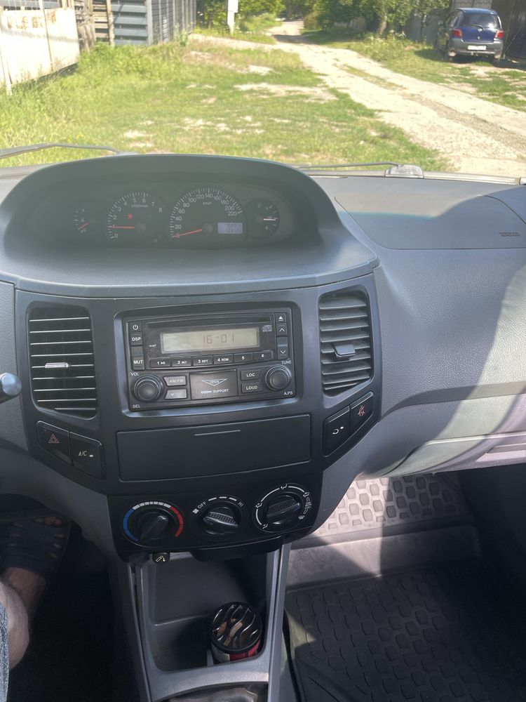 Продам GEELY MK 2011 год