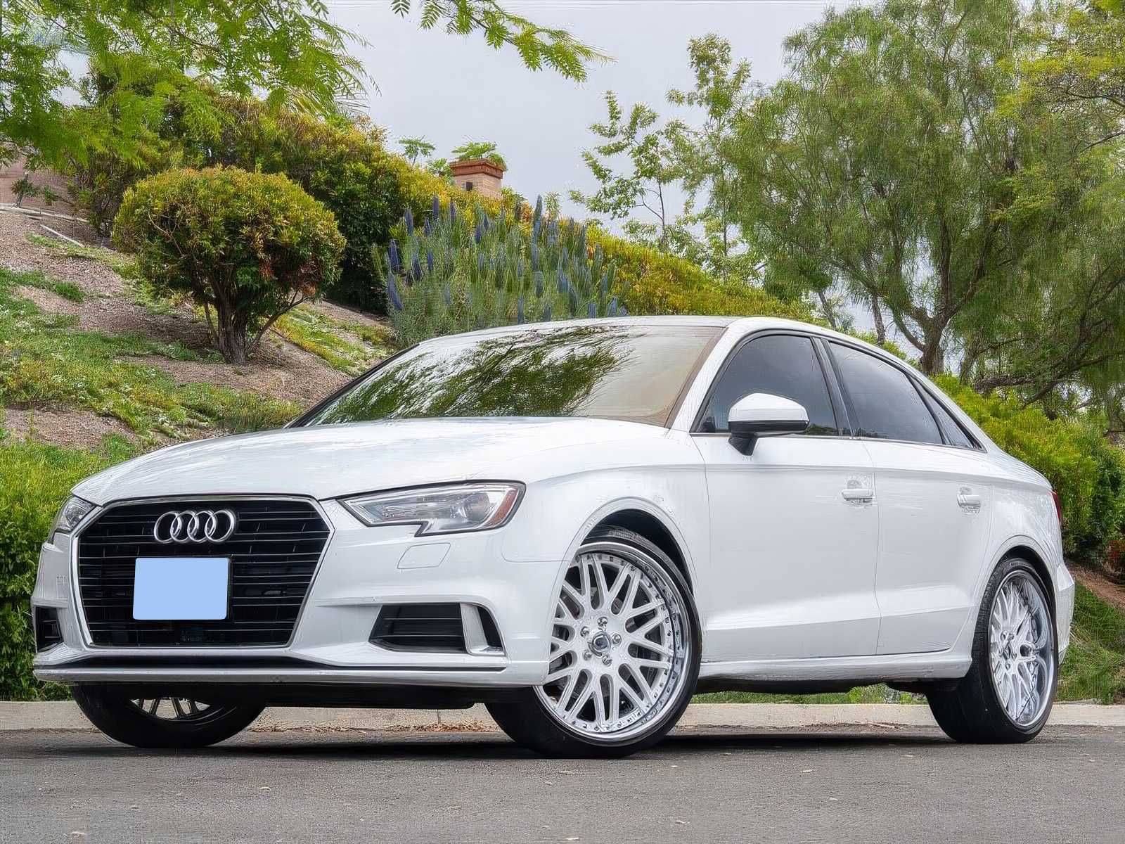 2018      Audi A3
