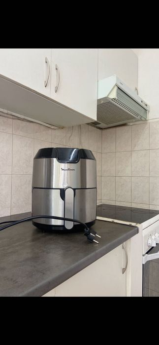 Fritadeira sem Óleo MOULINEX quase novo