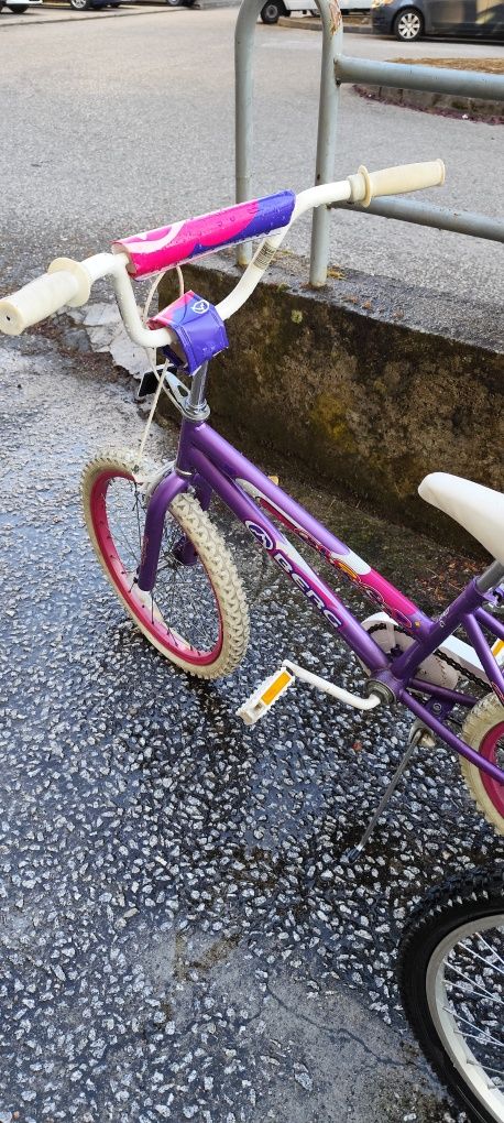 Bicicleta de criança PARA DESOCUPAR