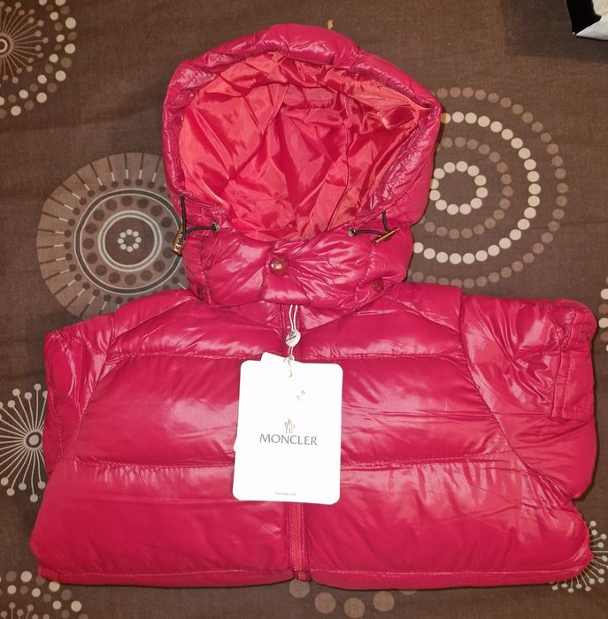 Moncler kurtka zimowa 7-8 lat NOWA