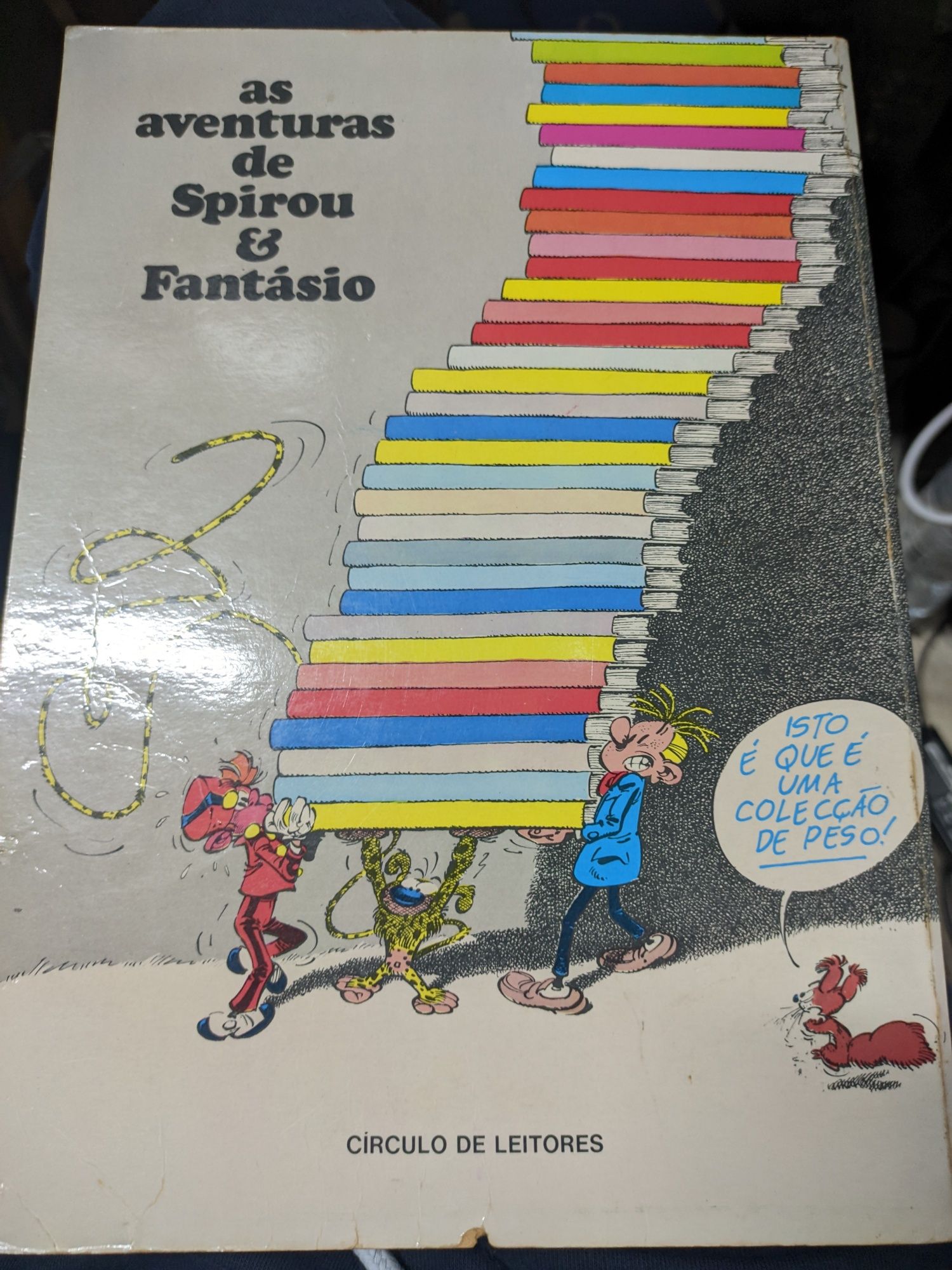 Livro " Apurou Os Elefantes Sagrados"