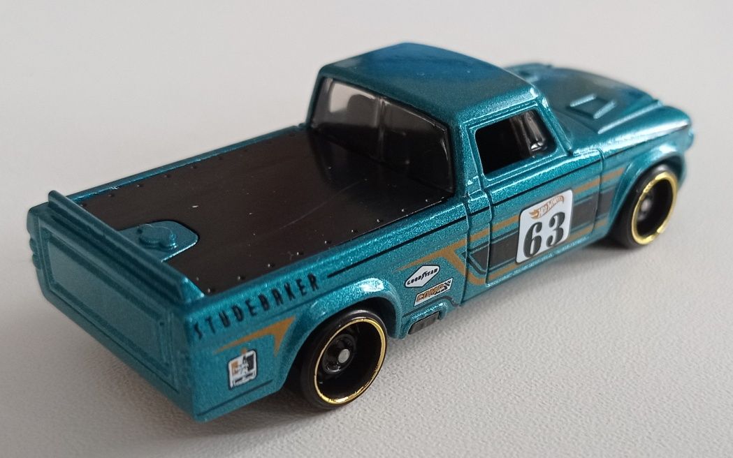 Hot Wheels '63 Studebaker