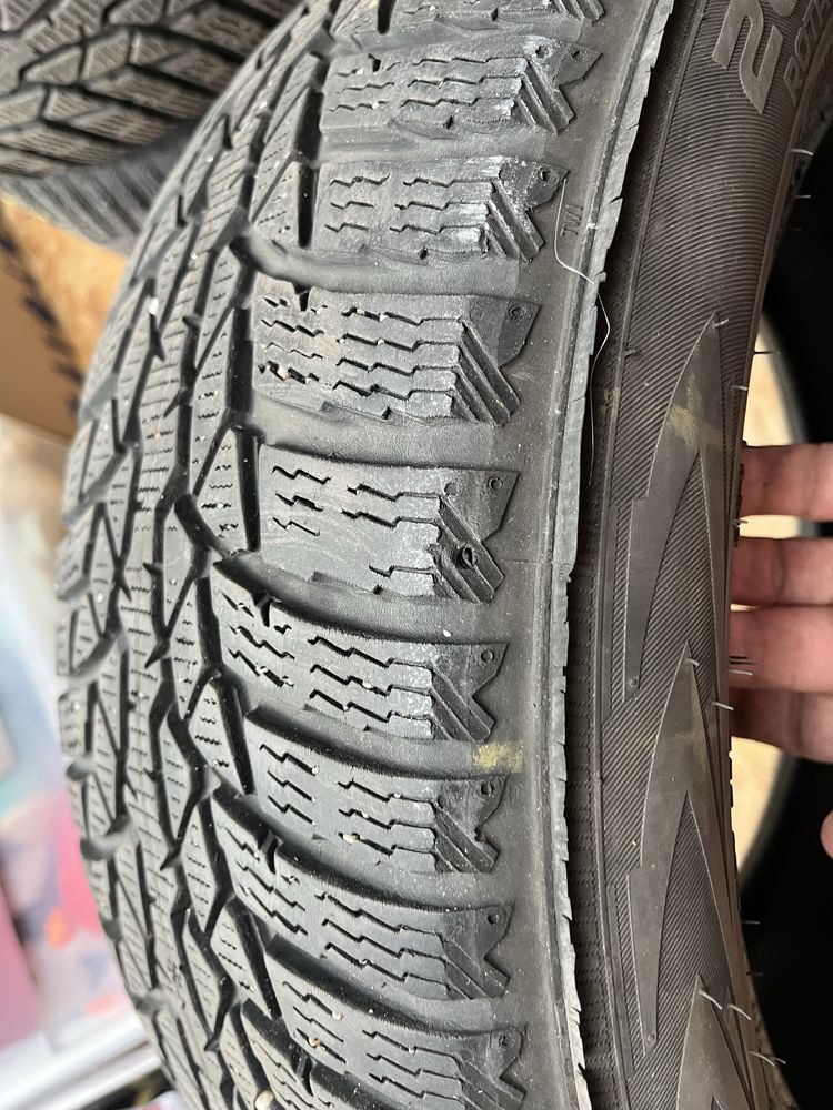 Opony zimowe kpl. Nokian WRD4 205/55R16 DOT 2921 91T
