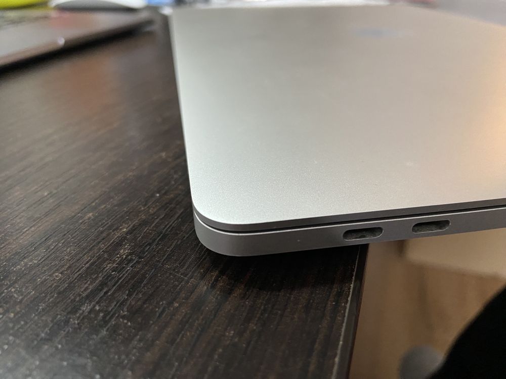 Apple Macbook Pro 15” 2019 - чудовий стан!