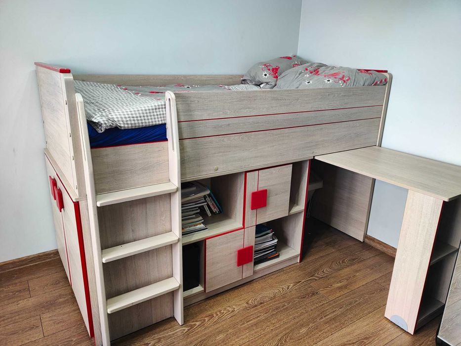 Gumi G15 łóżko piętrowe z biurkiem i szafką