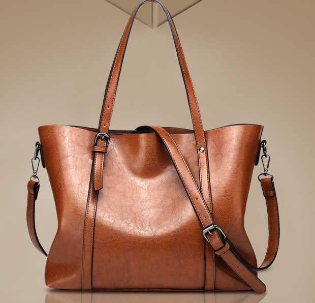 Torebka ze  skóry  ekologicznej  x 2  szt