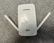 Ретранслятор Linksys RE6400 WiFi
