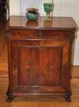 Szafa / komoda w stylu Biedermeier 81 cm x 68 cm x 43 cm.
