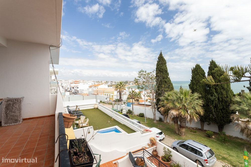 Moradia de Sonho com Piscina, Jardim e Terraço a 5 minutos da praia! I