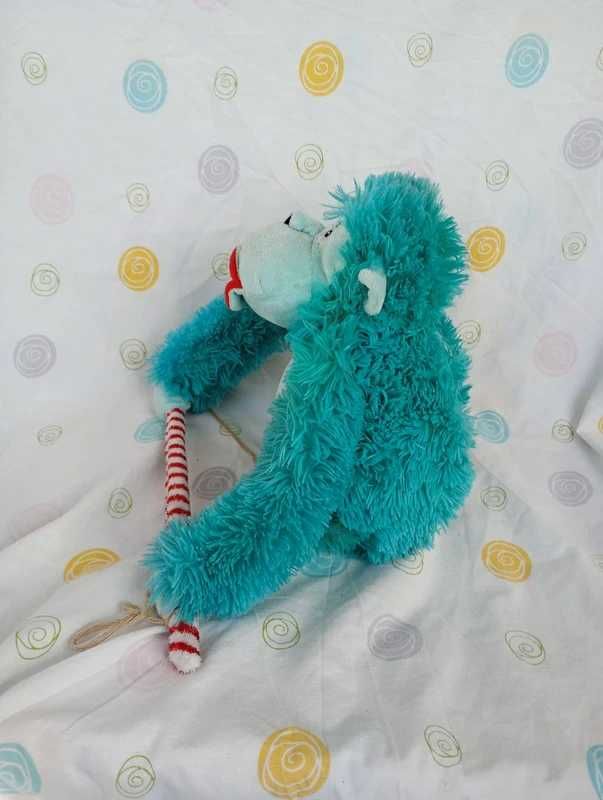 Macaco peluche com camera