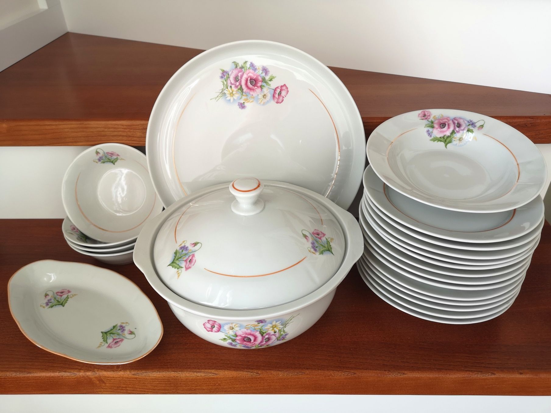 Serwis obiadowy porcelanowy "Na łące"