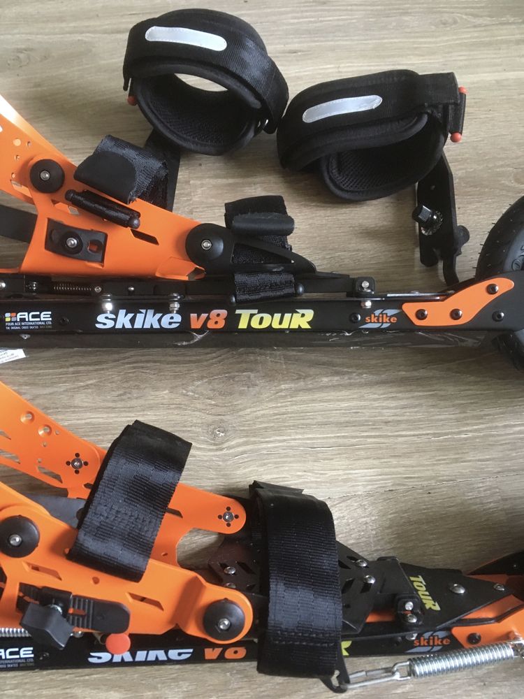 Skike V8 Tour nartorolki nowe !