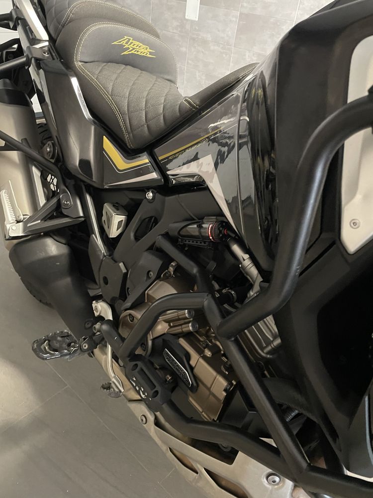 Africa twin 1100 DCT adventure sport full extras