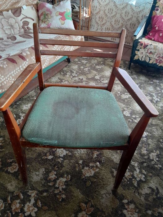 Крiсло, каркас цiлий, вiнтаж, 60-тi роки.