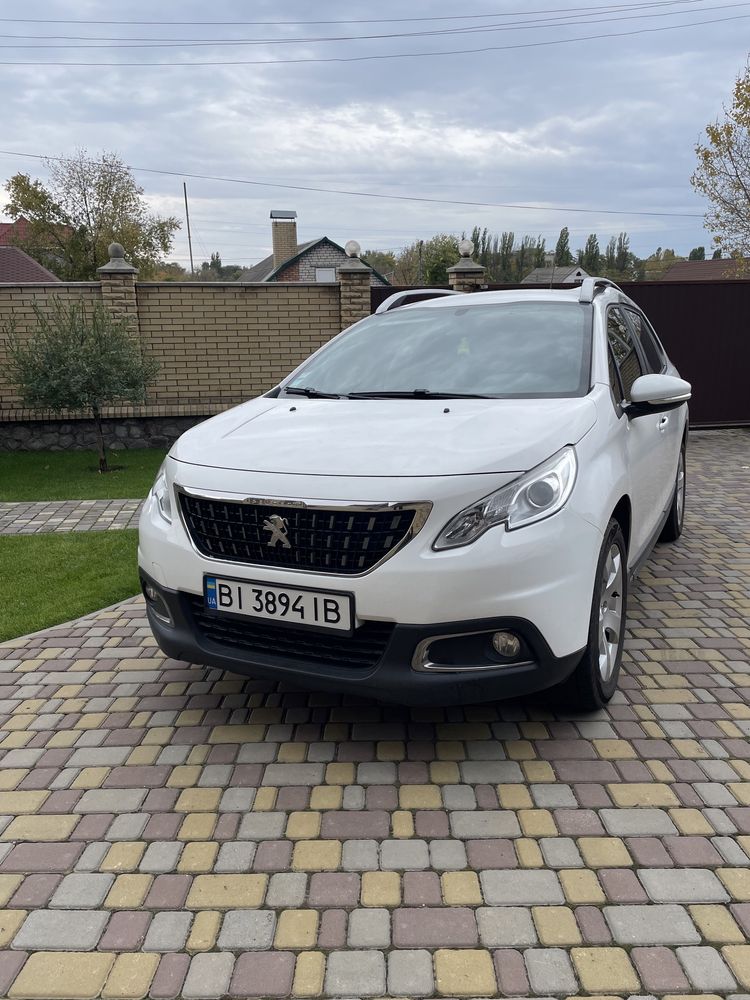 Peugeot 2008 2016 року 1.6D AT