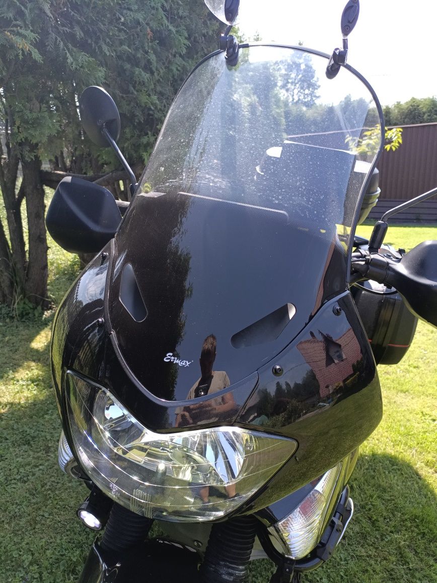 Honda Transalp 650 Warto vstrom gs