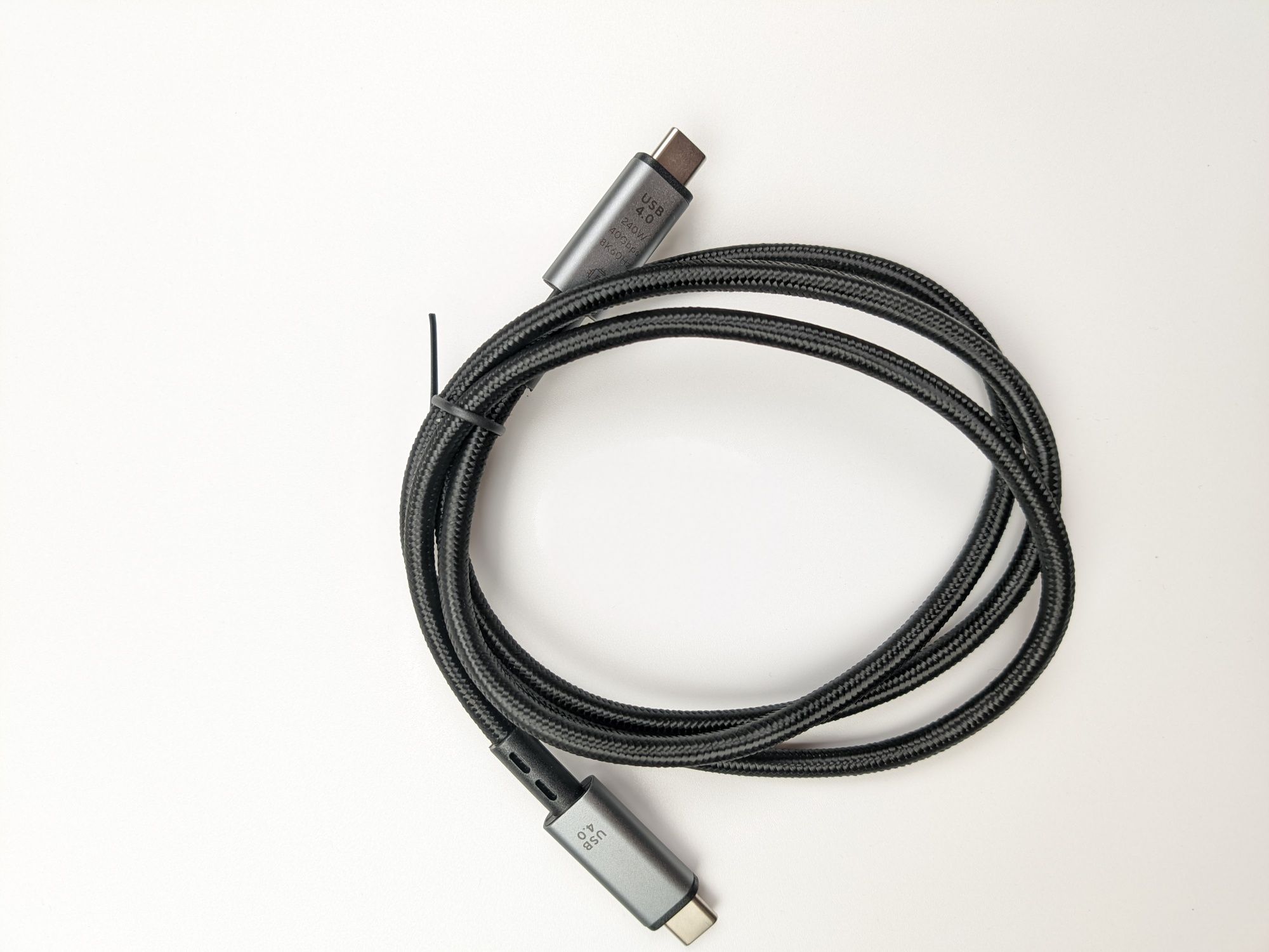 Кабель Type-C to Type-C 240W, USB 4.0 до 40 Gb/s, 8K 60Hz