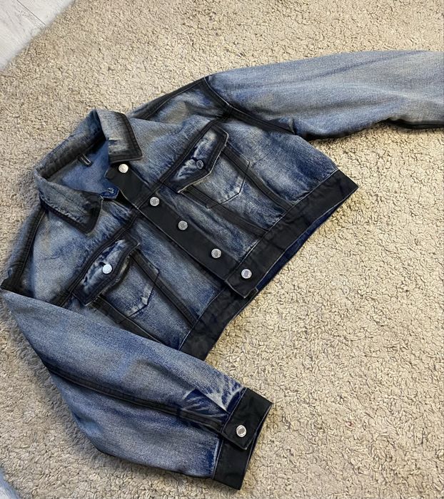 Джинсова куртка вкорочена