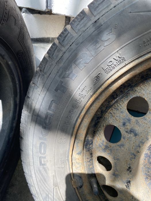 Продам Шини Nokian 195/65/15