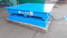 Stół wibracyjny KARKON SWP1 120 x 120 x 40 cm 1.3 kW Indukta 12 kN