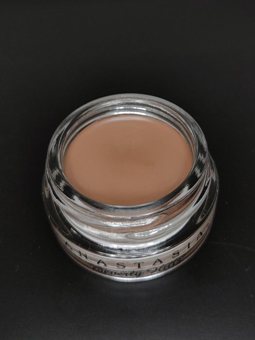 Pomada do brwi orginalna Anastasia Beverly Hills dipbrow soft brown br