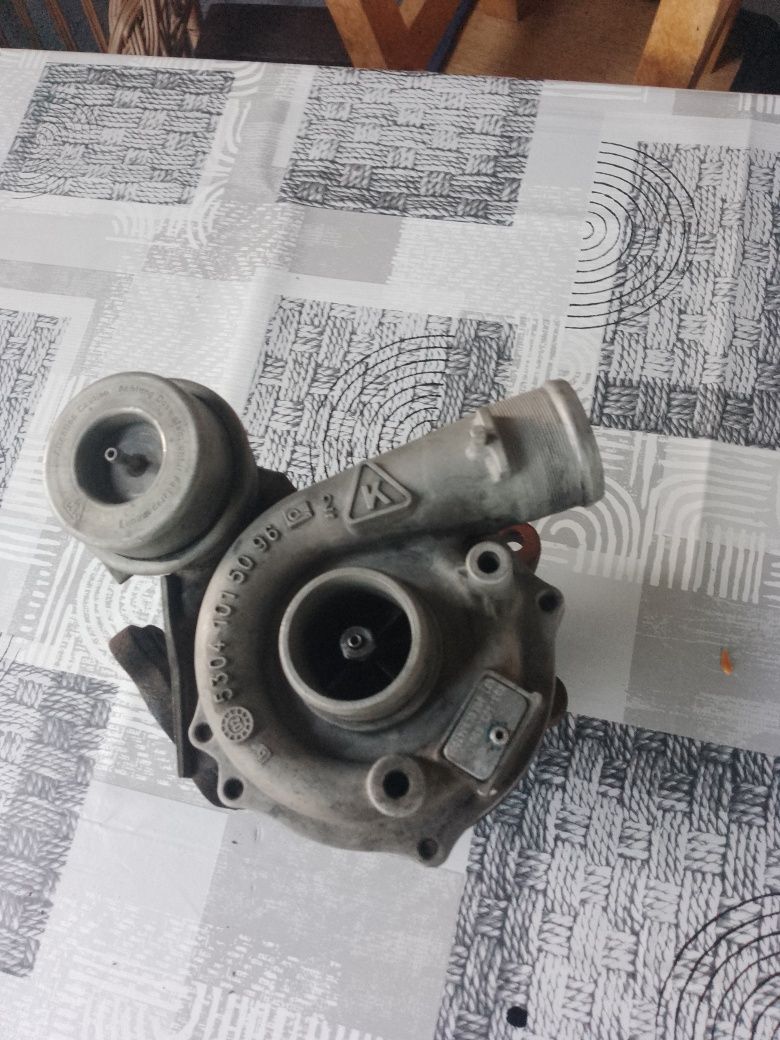 Turbina , peugeot 2,0 HDI